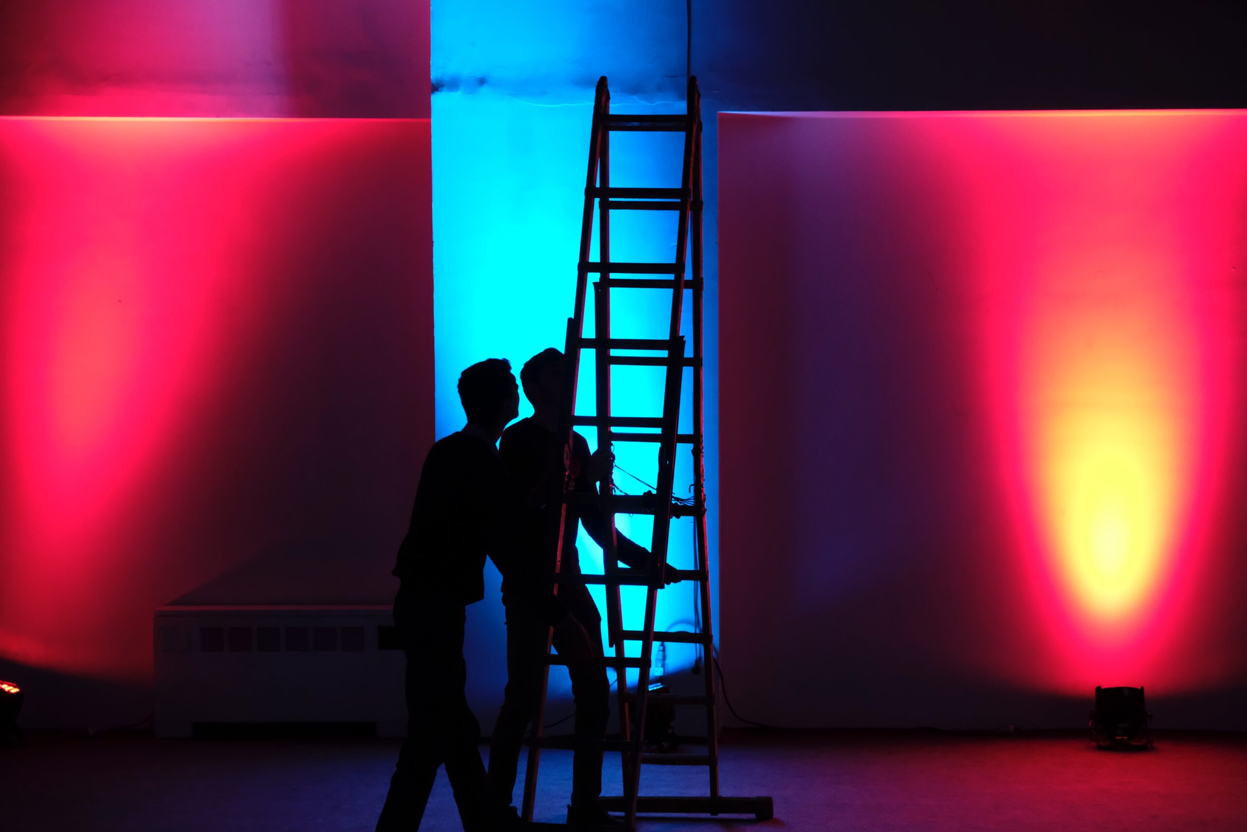 Video wall installation training